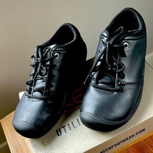Keen utility work shoes